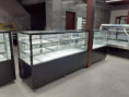 /album/confeitaria-expositores/vitrine-torta-refrigerada-inox-preta-vip-supreme-expositor-refrigerado-padaria-mercado-4-jpg/